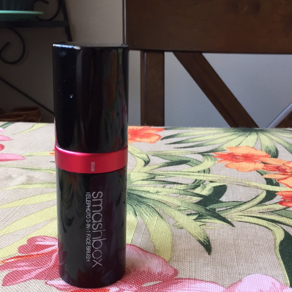 Smash box telephoto 3-in-1 face brush